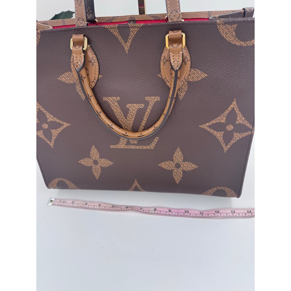 Louis Vuitton Reverse Monogram On the Go MM‎ CoA Authentic - Picture 9 of 10